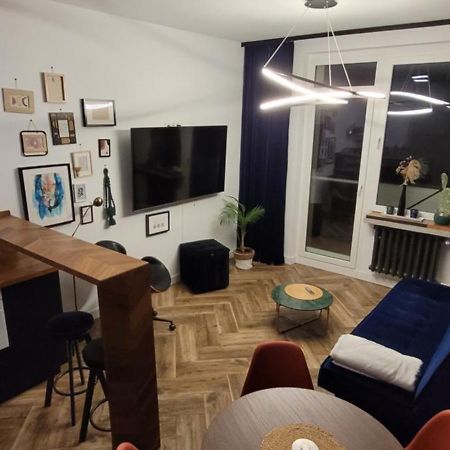 Apartament 3 Pokoje Balkon 50M2 Wyposazone Parking Apartment วรอตซวาฟ ภายนอก รูปภาพ